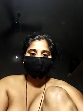 Sexy khushi19 online show from April 11, 2026, 10:35 pm