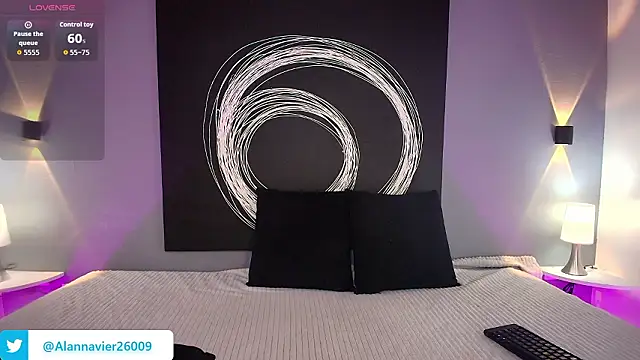 Snapshot of AlannaViera chatting on March 6, 2026, 3:23 am AlannaViera online show from March 6, 2026, 3:23 am