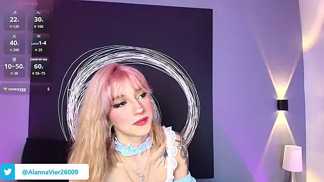 AlannaViera online show from April 23, 2026, 12:29 pm