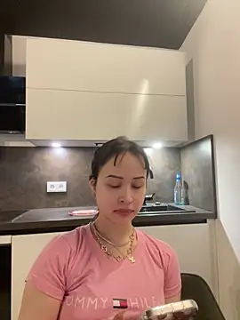 Just-Lilly online show from June 17, 2026, 4:50 pm