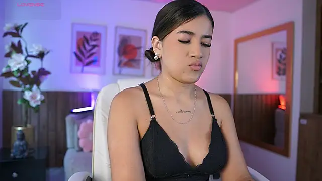IvyGrabes online show from June 15, 2026, 7:13 pm