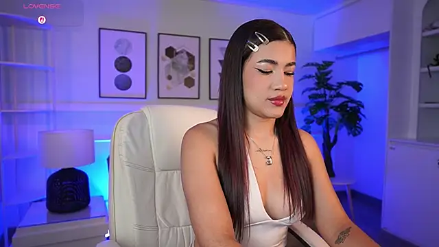 IvyGrabes online show from August 7, 2026, 11:38 am