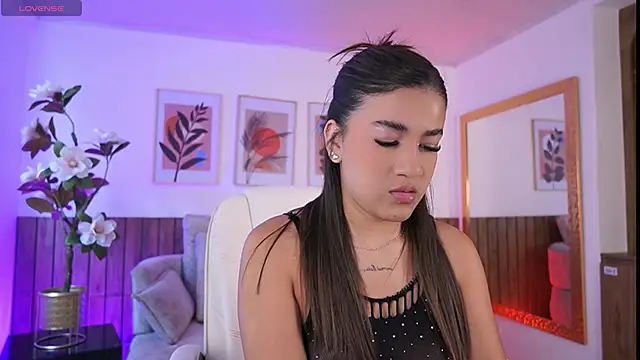 IvyGrabes online show from June 9, 2026, 7:26 pm