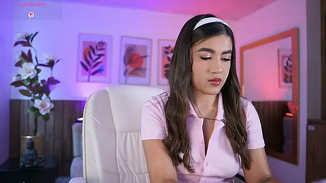 IvyGrabes online show from June 13, 2026, 7:12 pm
