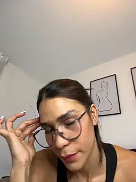 SofiaRivero online show from July 6, 2026, 7:49 pm