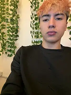 AlexanderCollman2 online show from June 19, 2026, 5:46 am