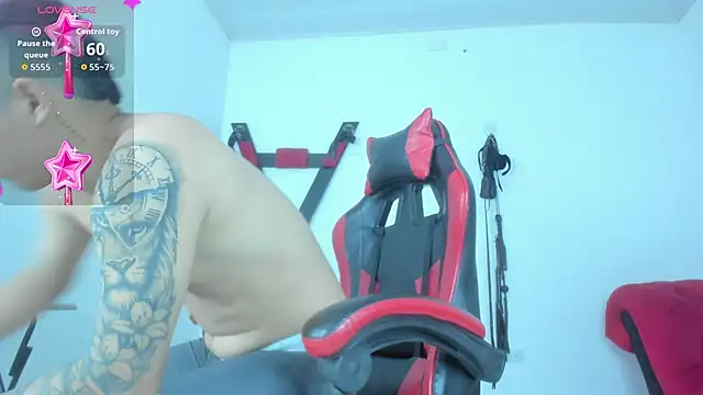 Snapshot of Steven_and_Camilo18 chatting on March 13, 2026, 11:59 am Steven and Camilo18 online show from March 13, 2026, 11:59 am