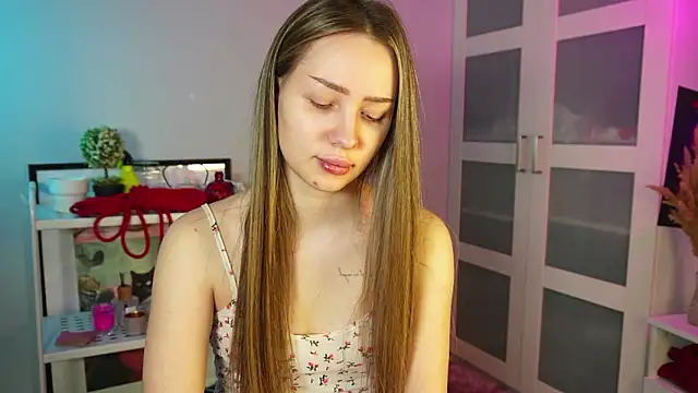 Murmella online show from March 21, 2026, 5:19 am