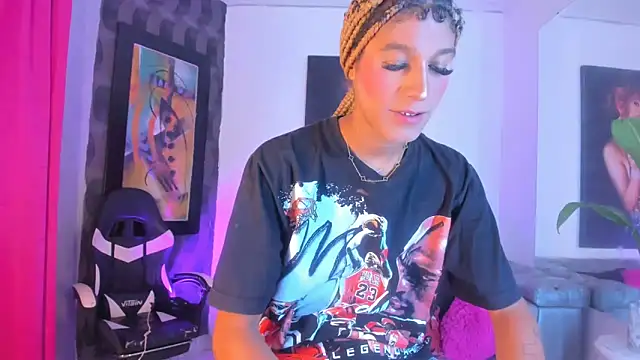 Ciara HotTs online show from April 28, 2026, 11:36 am