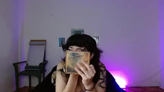 miadavisXXX online show from March 18, 2026, 7:48 pm