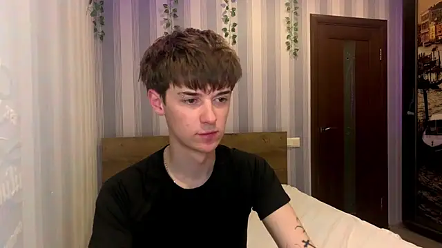 Sweet Dude online show from March 28, 2026, 7:04 pm