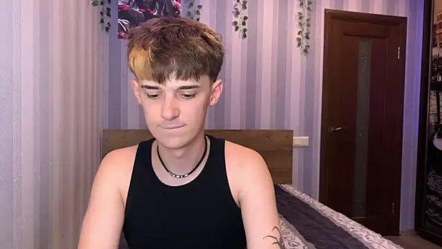Sweet Dude online show from August 7, 2026, 6:36 pm