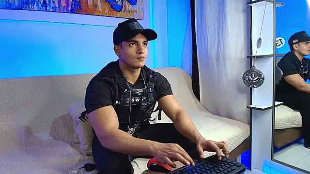 jhon nicolas online show from July 18, 2026, 10:07 pm