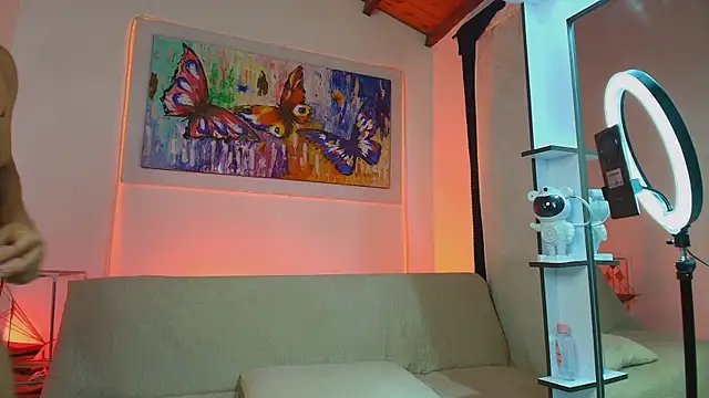 jhon nicolas online show from June 6, 2026, 9:09 pm