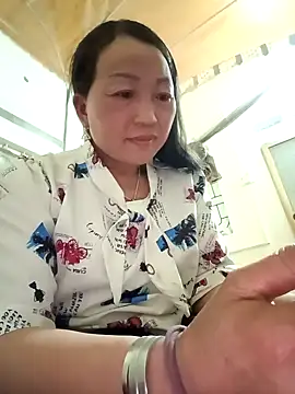 baby 112233 online show from February 4, 2026, 4:46 pm