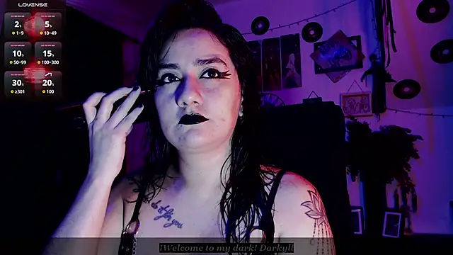 Darkyll33 online show from June 16, 2026, 8:09 pm