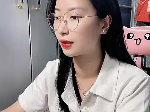 Linne6789 online show from March 2, 2026, 3:07 am