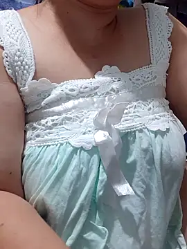 Snapshot of Yummyamasha chatting on March 8, 2026, 2:31 pm Yummyamasha online show from March 8, 2026, 2:31 pm