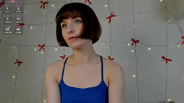 VelvetCaress online show from April 26, 2026, 9:39 am