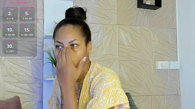 RebecaBlack  online show from February 21, 2026, 1:02 pm