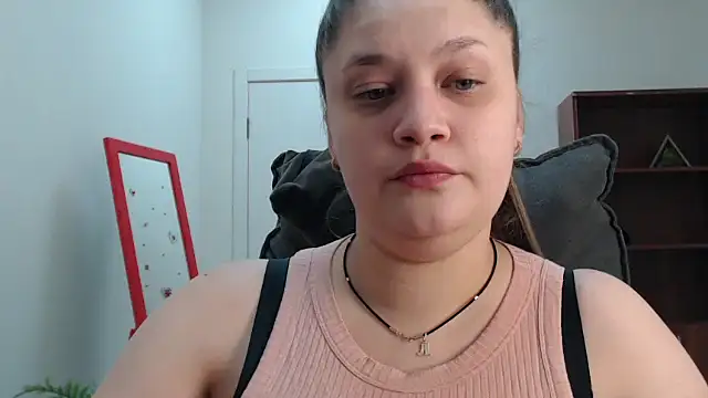 Snapshot of Maddinia chatting on February 7, 2026, 8:00 am Maddinia online show from February 7, 2026, 8:00 am