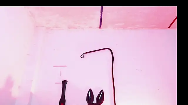Snapshot of Girl_Bondage chatting on July 3, 2026, 1:50 pm Girl Bondage online show from July 3, 2026, 1:50 pm