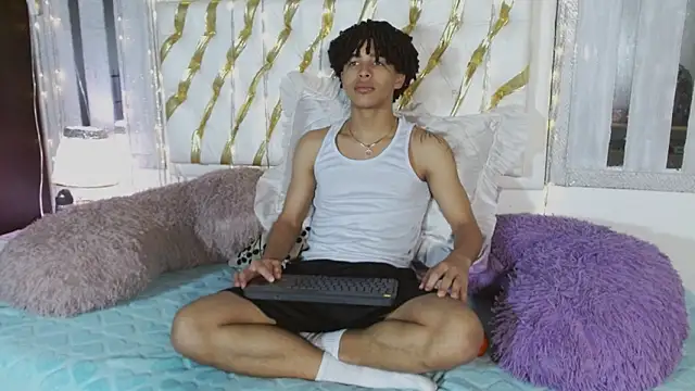 ian smith  online show from February 23, 2026, 12:17 pm