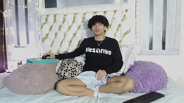 ian smith  online show from February 7, 2026, 11:29 am