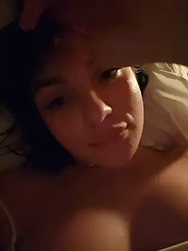 HotDevilGirl  online show from March 18, 2026, 8:21 pm