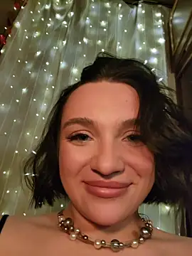 HotDevilGirl  online show from February 13, 2026, 4:29 pm