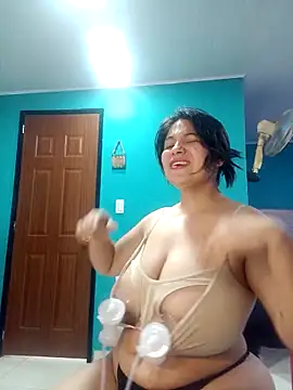 Snapshot of Alice_BigBoobs_Milk chatting on February 20, 2026, 6:10 pm Alice BigBoobs Milk online show from February 20, 2026, 6:10 pm