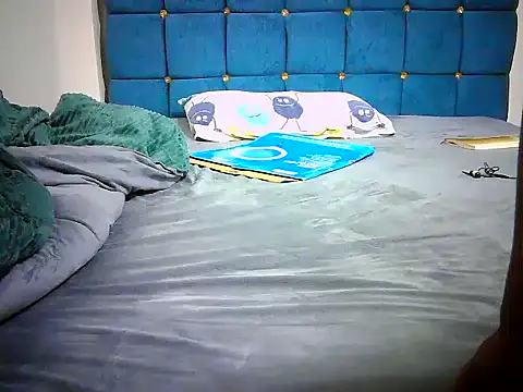 Snapshot of Lebo2004 chatting on March 6, 2026, 6:47 pm Lebo2004 online show from March 6, 2026, 6:47 pm