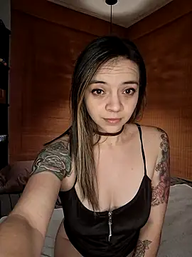 Ana-Spencer online show from May 2, 2026, 9:47 am