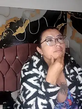 GabrielaMisstres  online show from February 3, 2026, 2:53 am