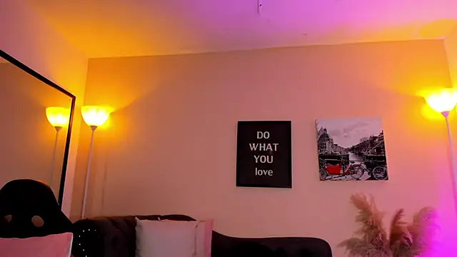 victoriazans online show from February 26, 2026, 3:28 am