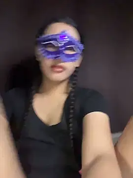 -aRiAnna online show from April 23, 2026, 2:08 pm