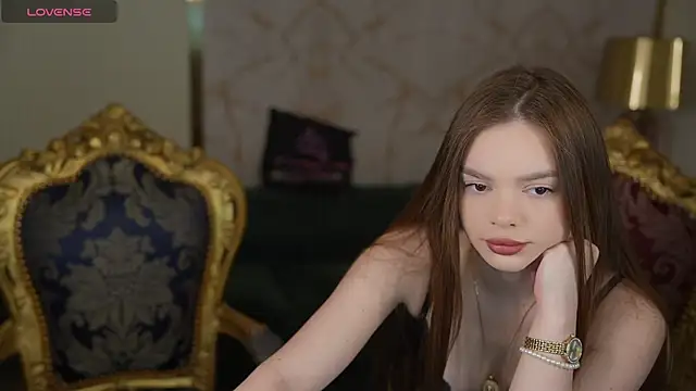 Zlata Sky online show from May 7, 2026, 7:06 pm