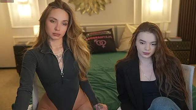 Snapshot of Zlata_Sky chatting on March 4, 2026, 4:04 pm Zlata Sky online show from March 4, 2026, 4:04 pm