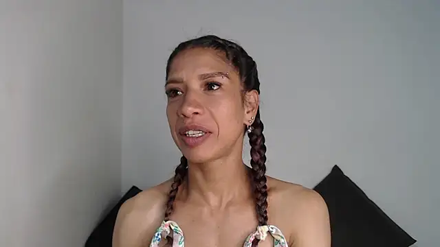 astrid miller 1 online show from February 11, 2026, 10:20 pm