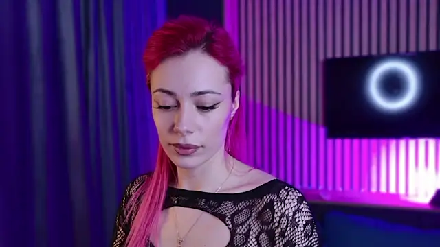 Snapshot of KaylieRosse chatting on March 3, 2026, 7:21 pm KaylieRosse online show from March 3, 2026, 7:21 pm