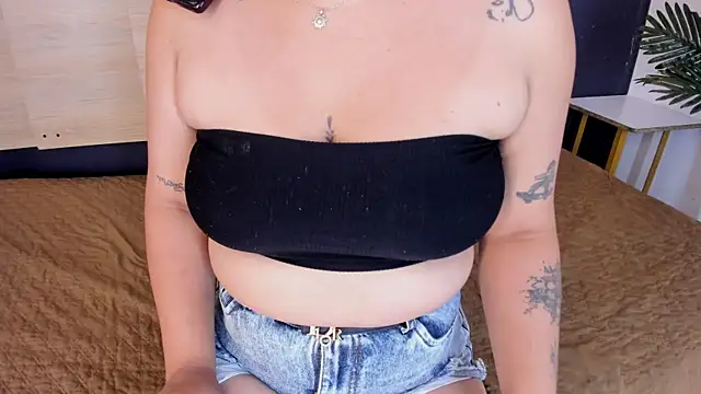 GrettaRouse online show from July 19, 2026, 8:38 pm