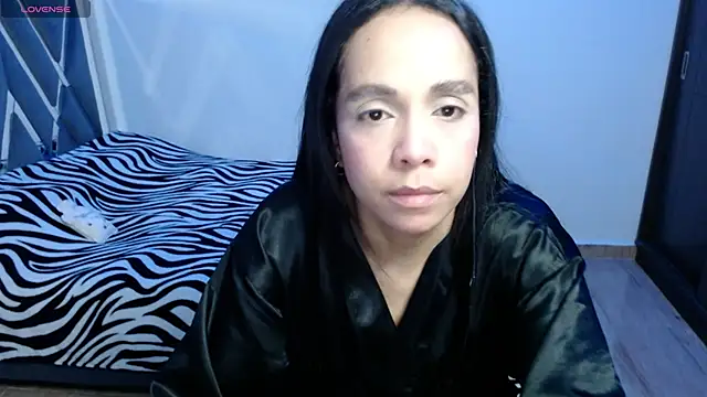 paula lopez   online show from May 1, 2026, 11:21 pm