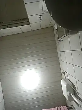 zacariastesao22 online show from March 18, 2026, 11:37 pm