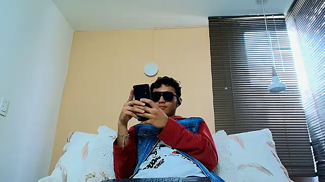 Damon Salvarote S online show from March 11, 2026, 3:39 pm