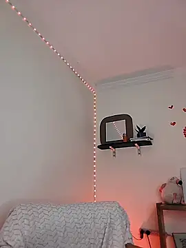 LilaRvsh online show from February 19, 2026, 5:10 pm