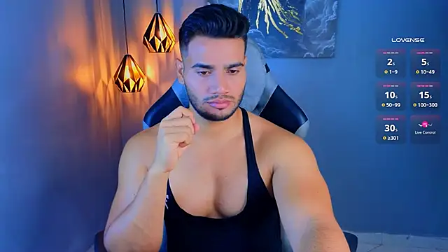 AndresRodriguez1 online show from April 28, 2026, 11:47 am