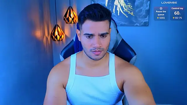 AndresRodriguez1 online show from May 3, 2026, 12:31 pm