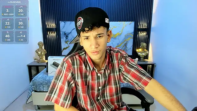 JDWhite18 online show from July 15, 2026, 8:38 pm