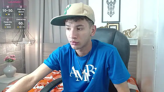 JDWhite18 online show from June 25, 2026, 10:26 pm