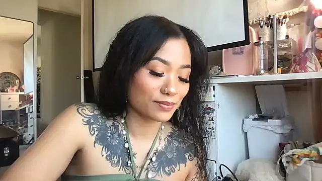 222goddess444you online show from May 9, 2026, 9:07 pm